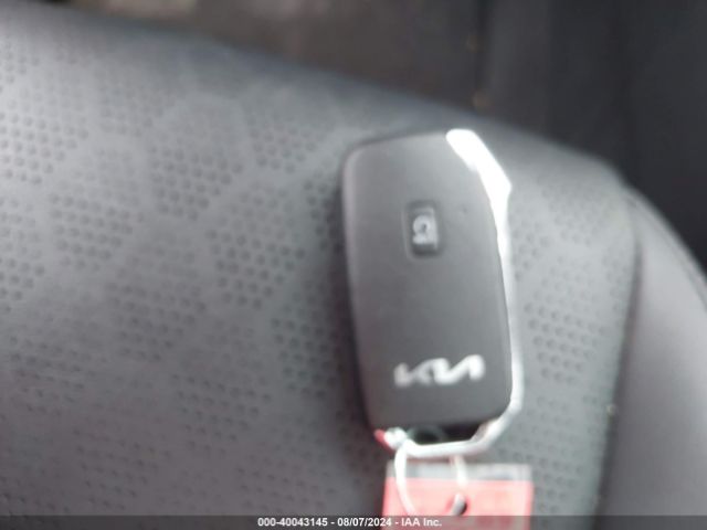 KNDERCAAXN7341568 KIA SELTOS EX