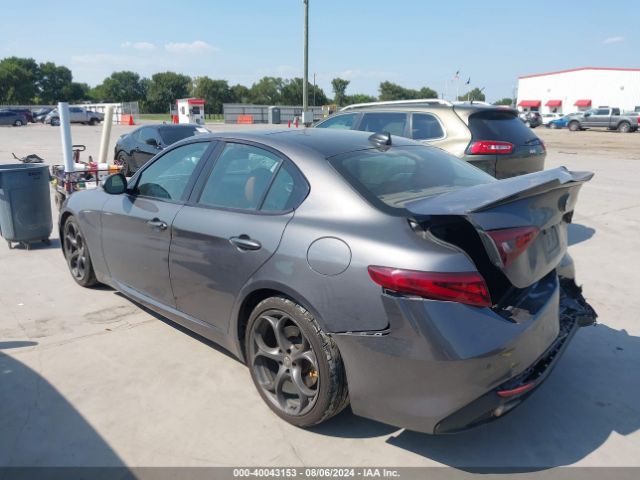 ZARFAECN7H7543155 Alfa Romeo Giulia Ti Rwd