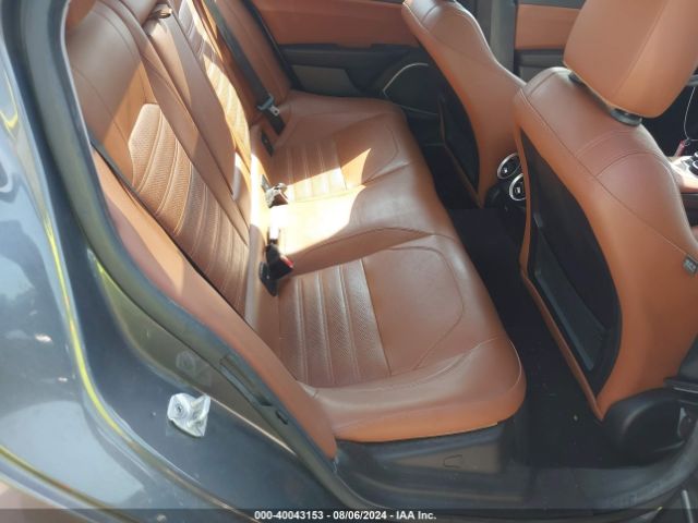 ZARFAECN7H7543155 Alfa Romeo Giulia Ti Rwd