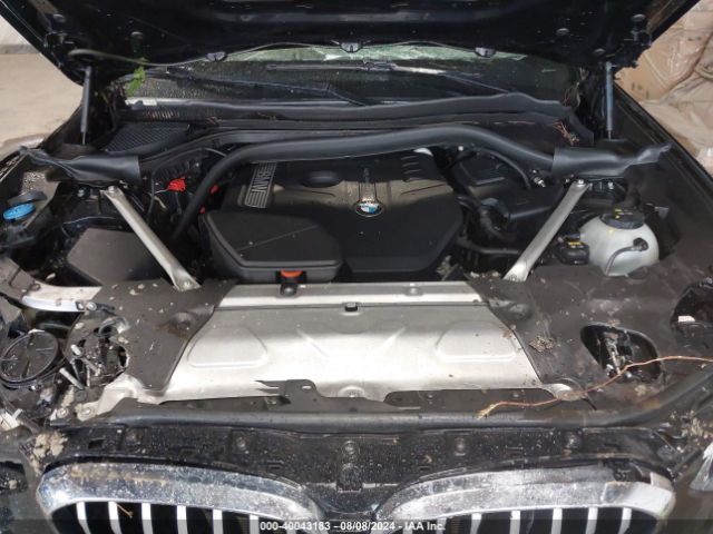 5UXTR7C56KLF23903 BMW X3 Sdrive30i