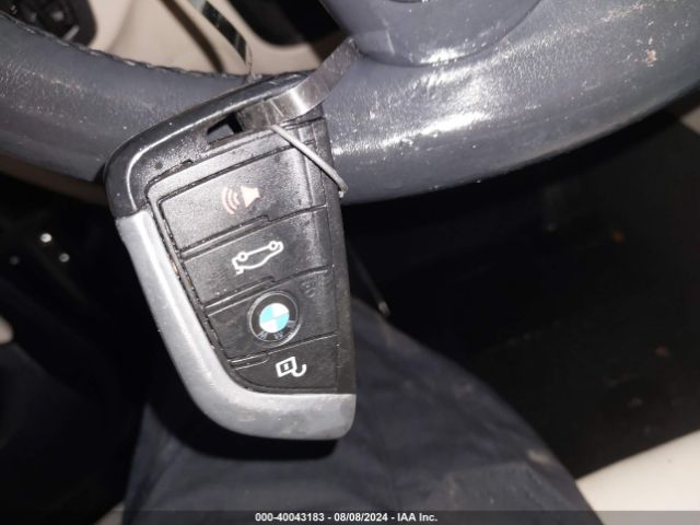 5UXTR7C56KLF23903 BMW X3 Sdrive30i