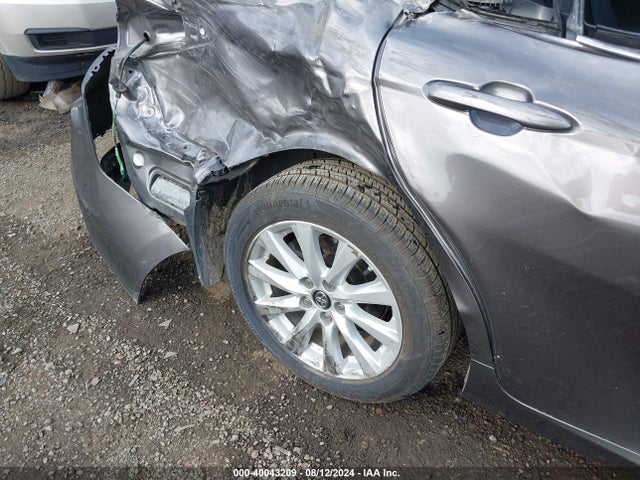 Toyota CAMRY LE 2019 4T1B11HK3KU173973 Image 18
