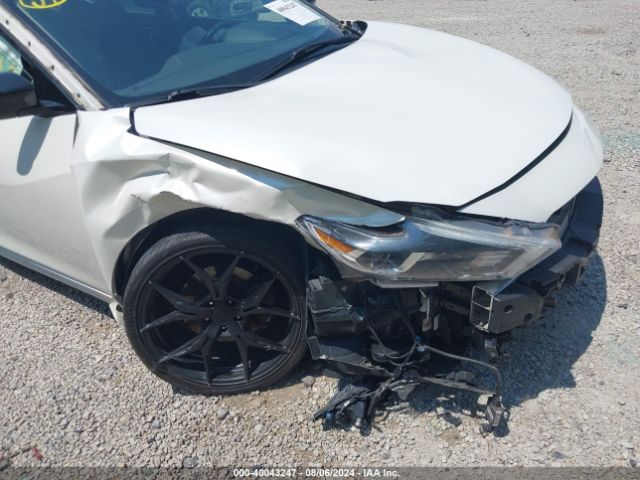 1N4AA6AP4GC423596 Nissan Maxima 3.5 Platinum