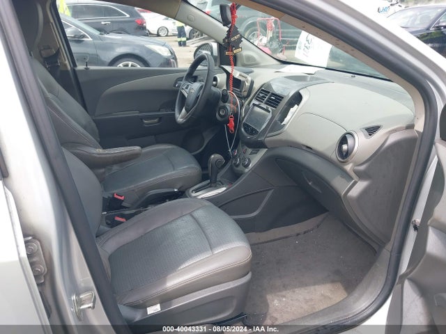 Chevrolet Sonic Ltz Auto 2015 1G1JE5SB7F4112337 Image 5