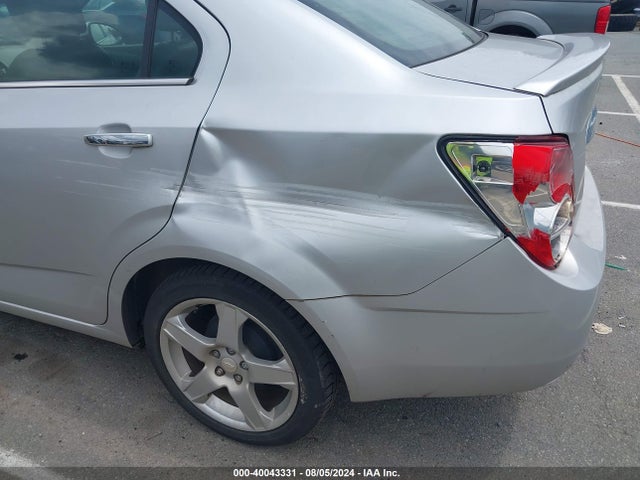 Chevrolet Sonic Ltz Auto 2015 1G1JE5SB7F4112337 Image 6