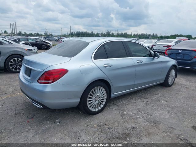 55SWF4JB9HU183085 Mercedes-Benz C 300 Luxury/sport
