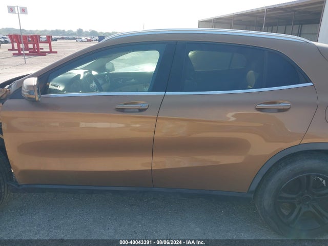 Mercedes-Benz GLA 250 2018 WDCTG4EB6JJ417803 Image 14