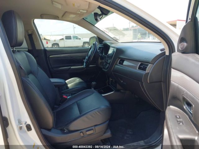 JA4AD3A31KZ038042 Mitsubishi Outlander Sel