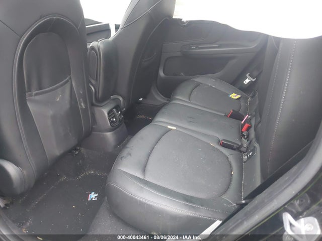 2018 MINI COUNTRYMAN WMZYT5C3XJ3E62162 Photo 7