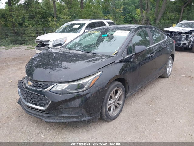 Chevrolet Cruze Lt Auto 2017 1G1BE5SM5H7167652 Image 2