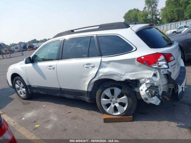 4S4BRBCC3E3302755 Subaru Outback 2.5i Premium