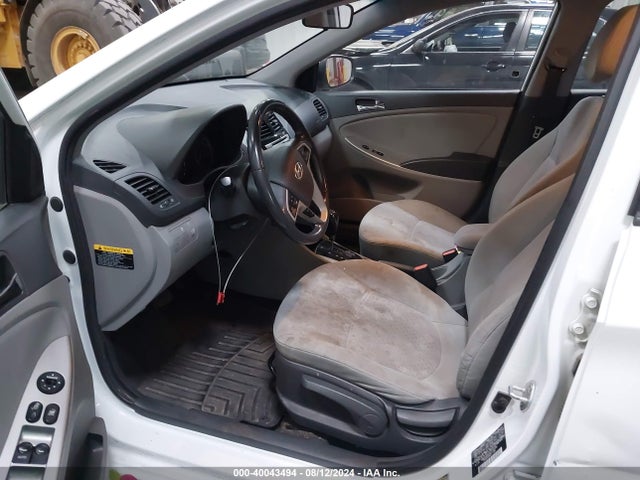 Hyundai ACCENT SE 2014 KMHCU5AE4EU146096 Image 5