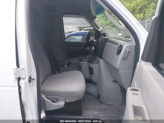 Ford E-250 Commercial 2014 1FTNE2EW1EDA02548 Image 5