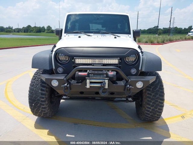 2011 Jeep Wrangler Unlimited Rubicon მანქანა იყიდება აუქციონზე, vin: 1J4BA6H10BL536027, აუქციონის ნომერი: 40043584