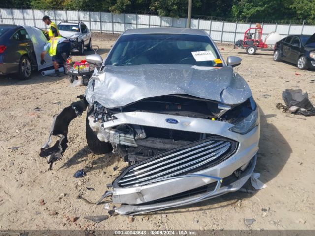 3FA6P0H79JR237925 Ford FUSION SE