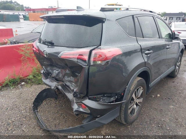Toyota Rav4 Xle 2017 JTMWFREVXHD100838 Image 18
