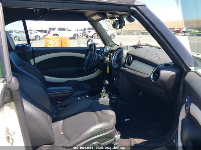 2013 MINI CONVERTIBLE WMWZP3C52DT551138 Photo 4