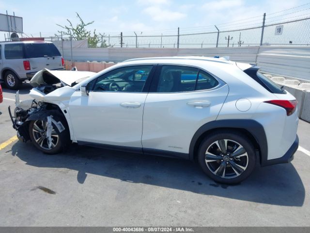 JTHU9JBH5K2013204 Lexus UX 250H
