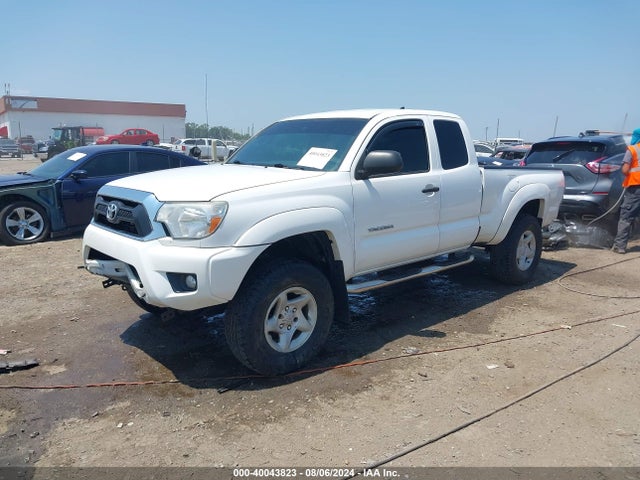 Toyota Tacoma Base V6 2014 5TFUU4EN4EX087174 Image 2