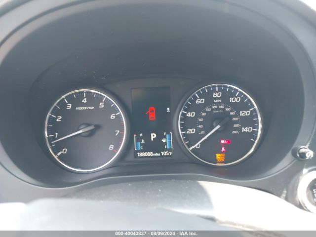 JA4AD3A3XFZ001139 Mitsubishi Outlander Se