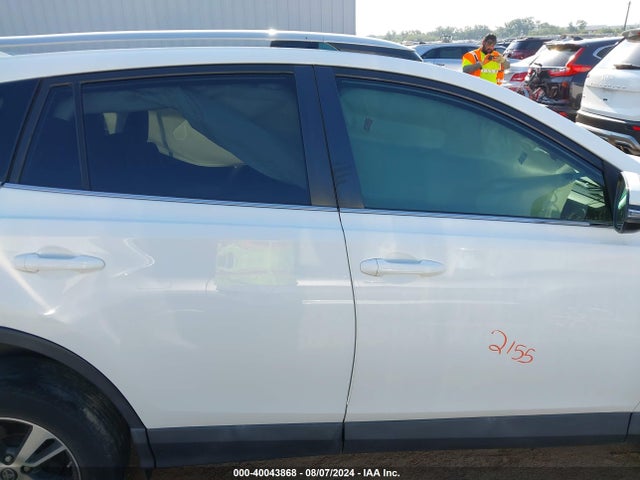 Toyota Rav4 Xle 2016 2T3WFREV4GW280187 Image 13