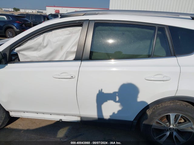 Toyota Rav4 Xle 2016 2T3WFREV4GW280187 Image 14