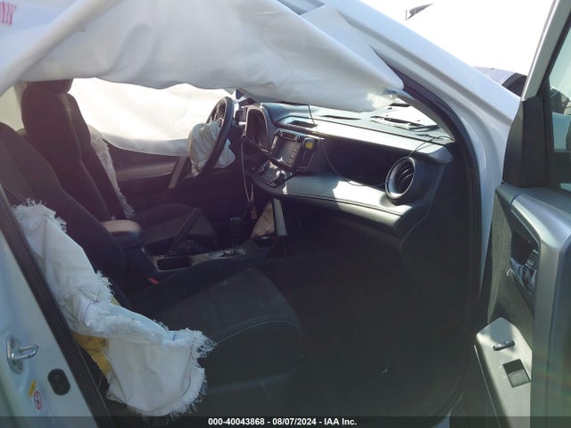 Toyota Rav4 Xle 2016 2T3WFREV4GW280187 Image 5