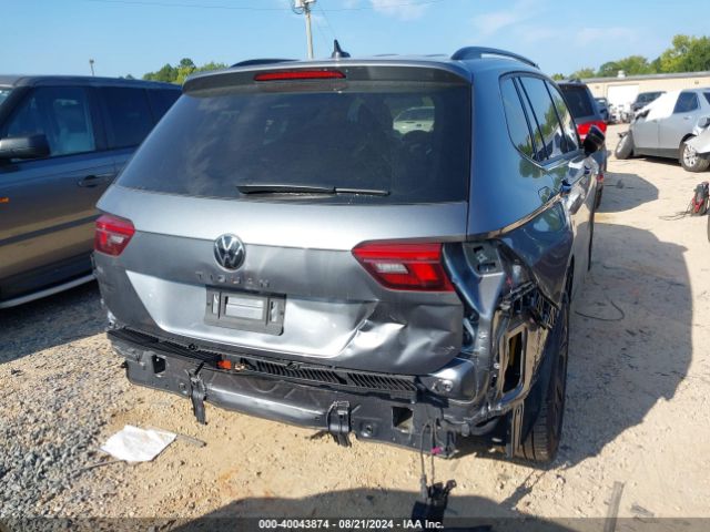 3VVCB7AX4PM079967 Volkswagen Tiguan 2.0t Se R-line Black