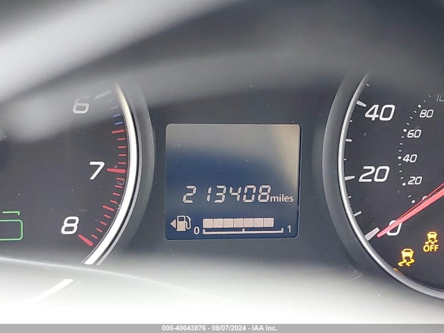 JA4AD2A38GZ061349 Mitsubishi Outlander Es