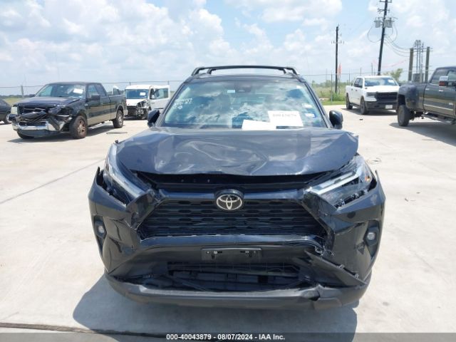 2T3C1RFV4PW252423 Toyota Rav4 Xle Premium