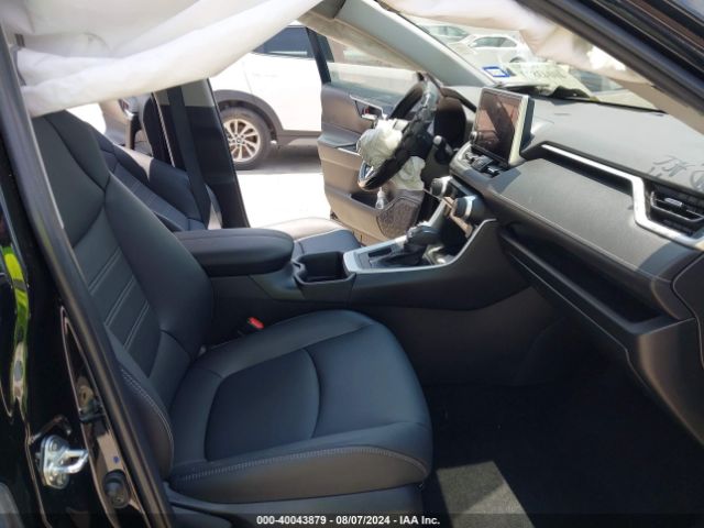 2T3C1RFV4PW252423 Toyota Rav4 Xle Premium