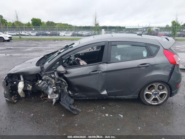 3FADP4GX8GM205909 Ford FIESTA ST