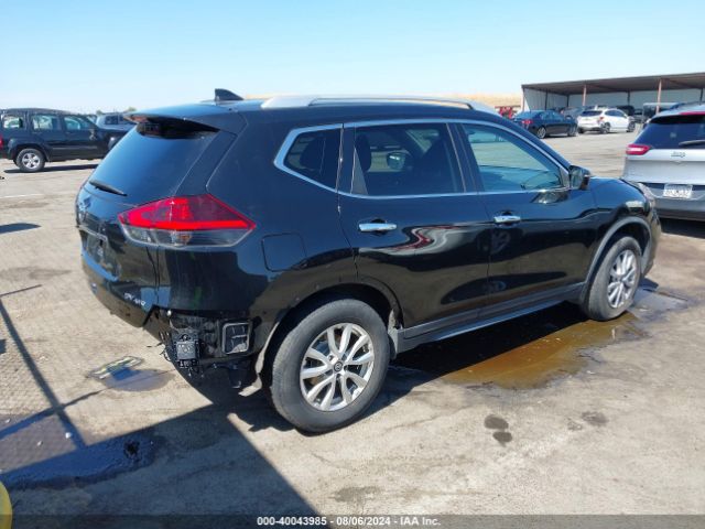 KNMAT2MV6JP560062 Nissan ROGUE SV