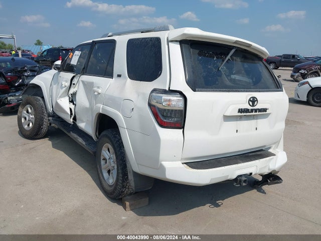 Toyota 4runner Sr5 Premium 2018 JTEZU5JR6J5185757 Image 3