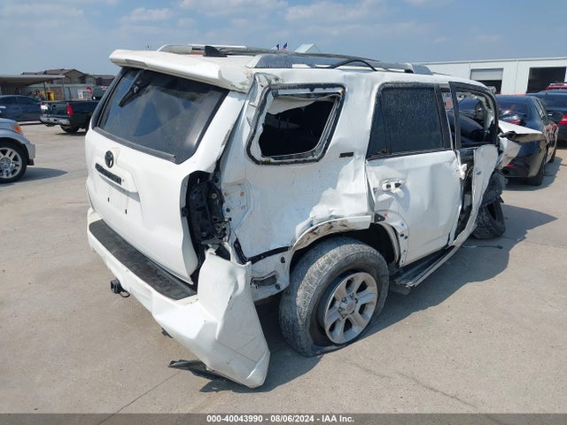 Toyota 4runner Sr5 Premium 2018 JTEZU5JR6J5185757 Image 4