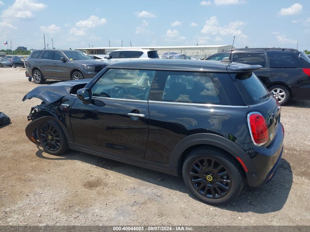WMW13DJ07P2S72591 Mini Se Hardtop Cooper Signature