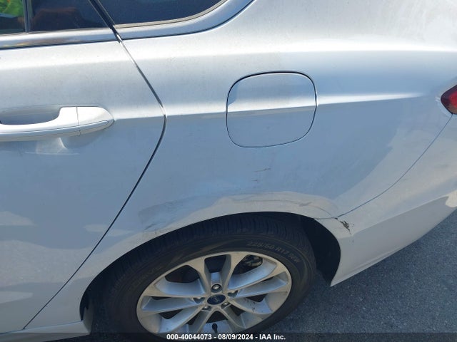 Ford Fusion Hybrid Se 2019 3FA6P0LU7KR200421 Image 6
