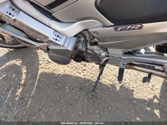 2010 YAMAHA FJR1300 JYARP15E5AA007143 Photo 8