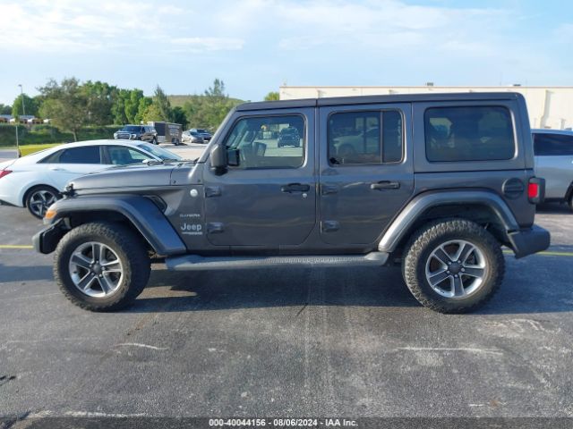 1C4HJXENXJW189526 Jeep Wrangler Unlimited Sahara 4x4