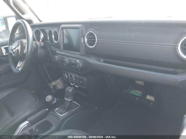 1C4HJXENXJW189526 Jeep Wrangler Unlimited Sahara 4x4