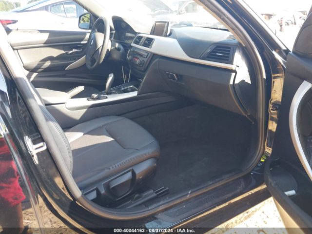 WBA3B1C56FK136034 BMW 320i