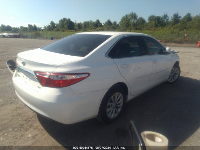 Toyota CAMRY LE 2016 4T4BF1FK1GR546753 Image 4