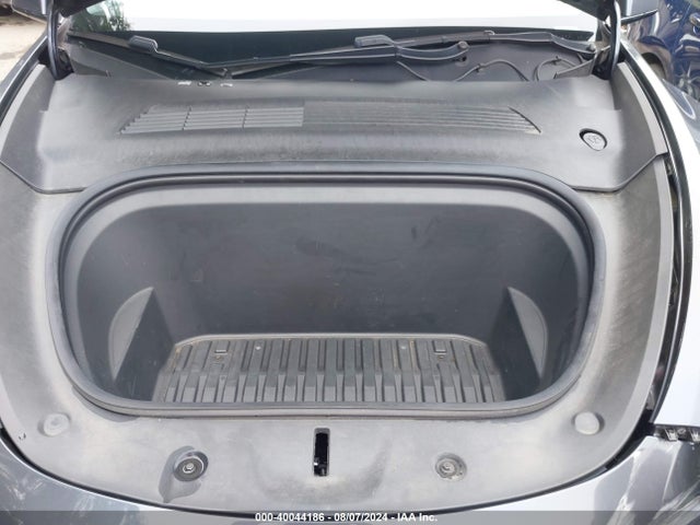 2020 TESLA MODEL Y 5YJYGDEE9LF031540 Photo 9