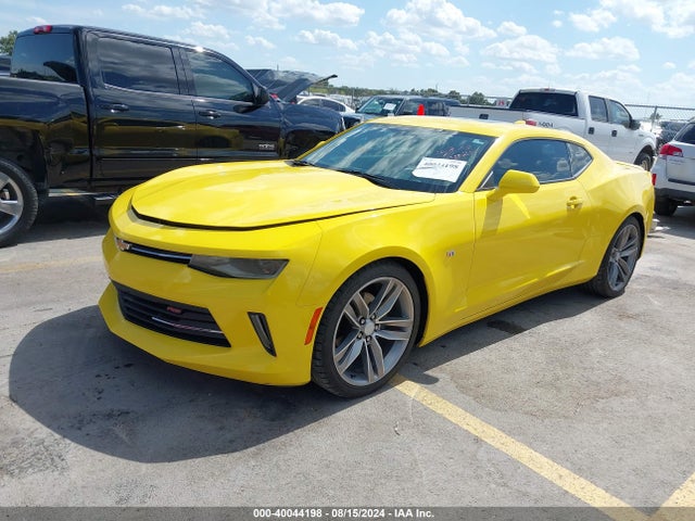 Chevrolet Camaro 1lt 2017 1G1FB1RS8H0200949 Image 2