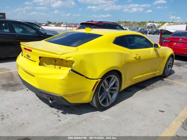 Chevrolet Camaro 1lt 2017 1G1FB1RS8H0200949 Image 4