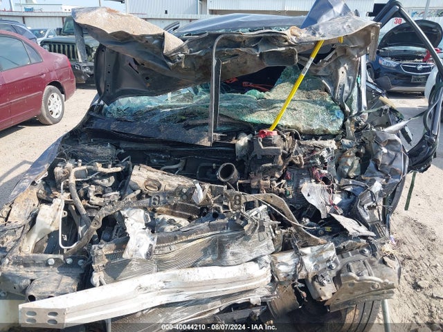 Honda CR-V LX 2019 2HKRW5H31KH411057 Image 10