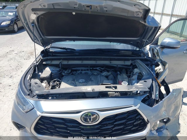 Toyota Highlander Xle 2021 5TDGZRBH6MS086381 Image 10