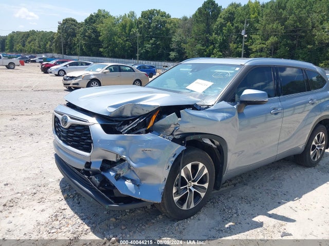 Toyota Highlander Xle 2021 5TDGZRBH6MS086381 Image 6