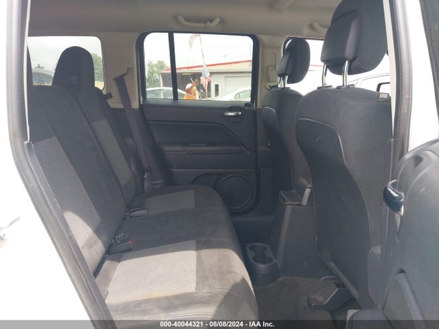 1C4NJRBB9HD144771 Jeep Patriot Sport 4x4