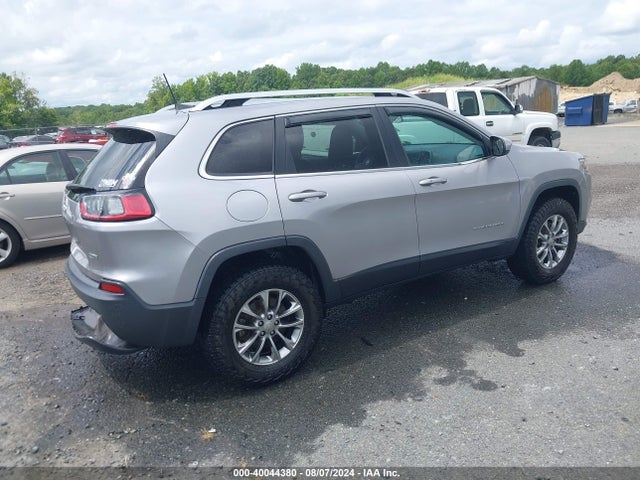 1C4PJMLB6KD181293 Jeep Cherokee Latitude Plus 4x4